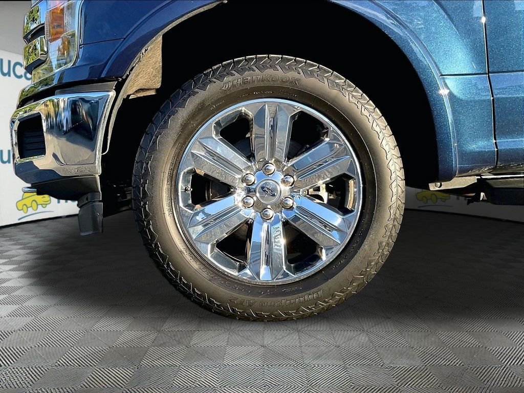 Used 2020 Blue Ford Lariat image 7