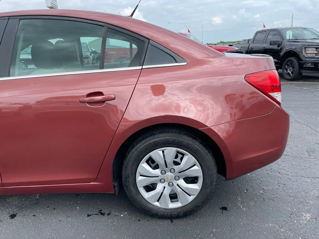 Used 2012 Autumn Metallic Chevrolet LS image 23