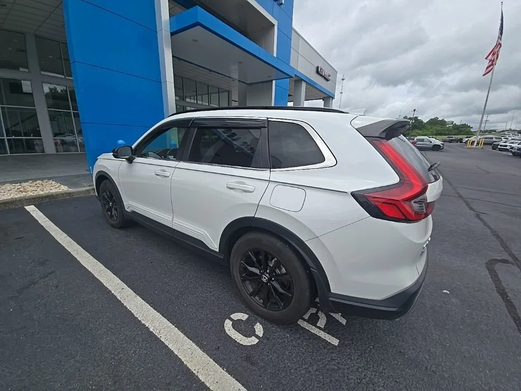 Used 2023 White Honda Sport image 17