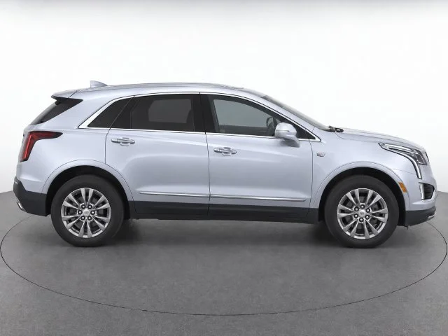 Used 2020 RADIANT SILVER METALLIC Cadillac Premium Luxury AWD image 8