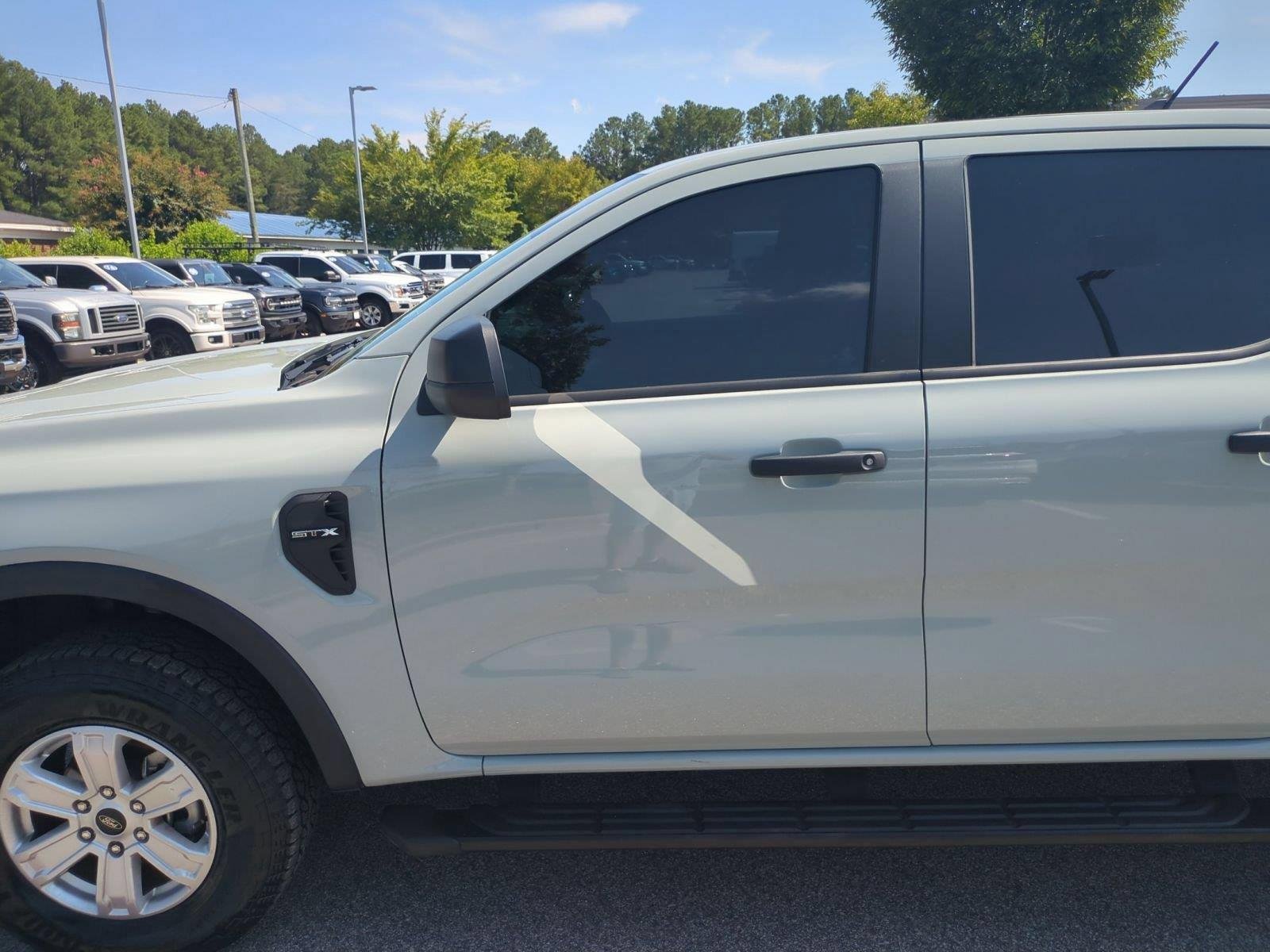 Used 2024 Cactus Gray Ford XL image 15