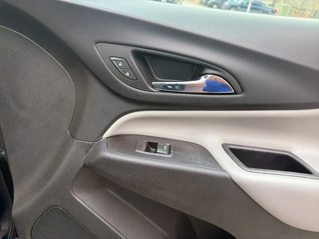 Used 2021 Blue Chevrolet LT image 27