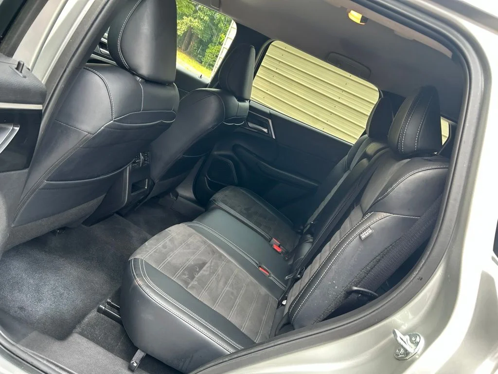 Used 2024 Black Mitsubishi SE image 28