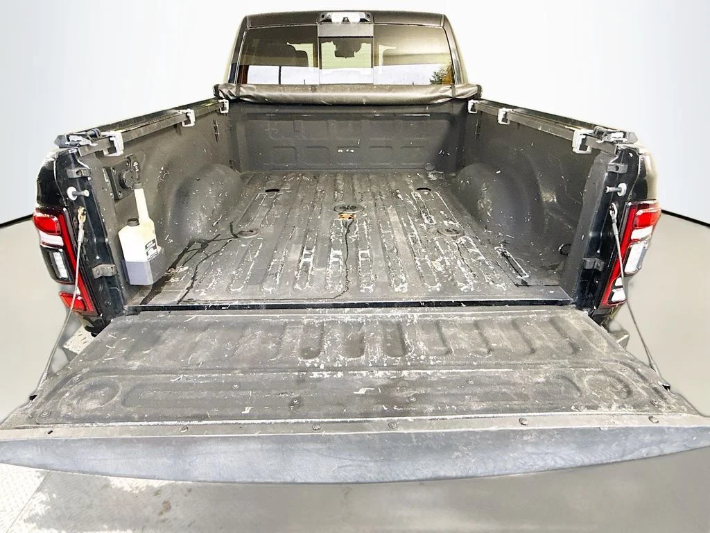 Used 2021 Diamond Black Ram Laramie image 29