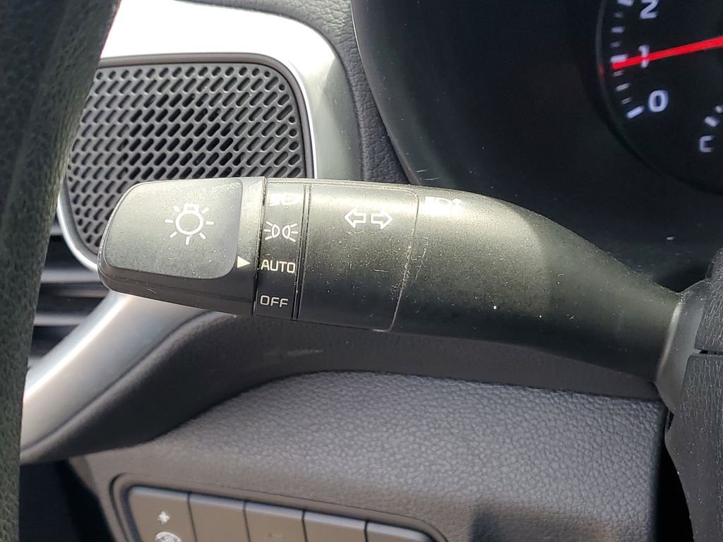 Used 2020 Grey Kia LX image 17