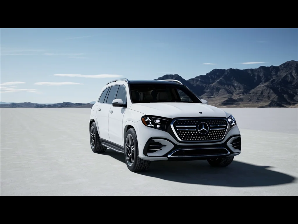 New 2027 Polar White Mercedes-Benz GLS 450 image 4
