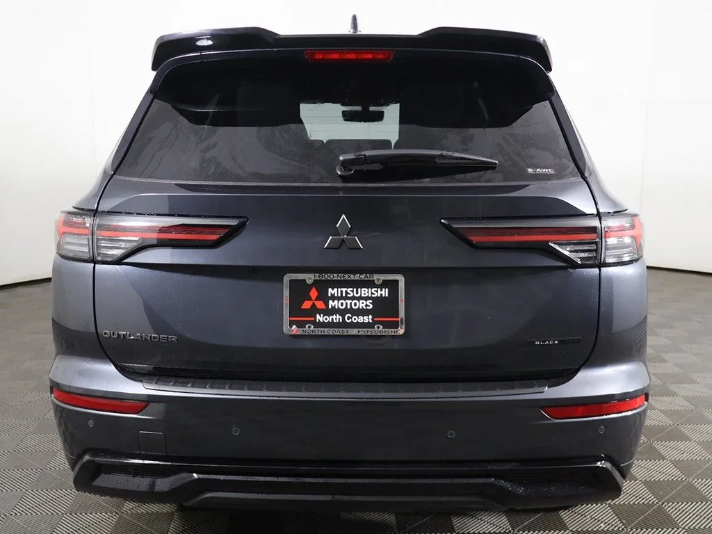 New 2026 Gray Mitsubishi Black Edition image 18