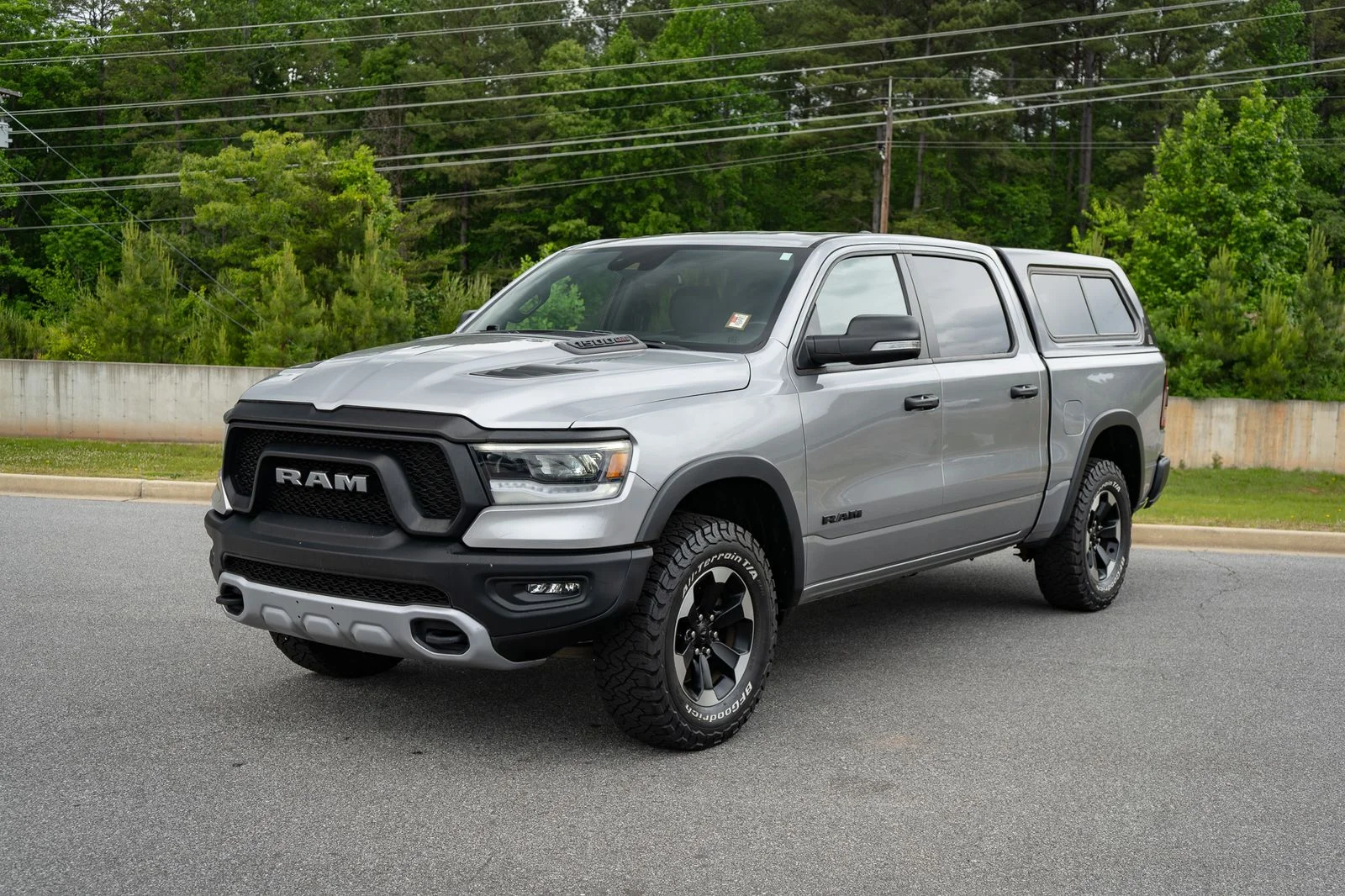 Used 2022 Silver Ram Rebel image 3