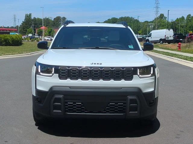 New 2026 Bright White Clear-Coat Exterior Paint Jeep Laredo image 16