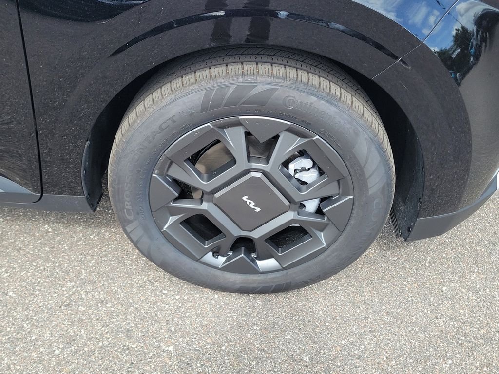 New 2026 Black Kia EX image 41