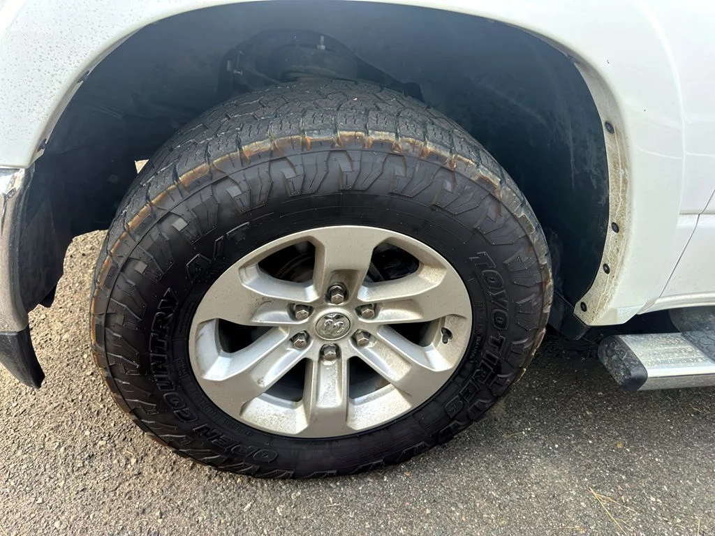 Used 2021 Bright White Clearcoat Ram Laramie image 4
