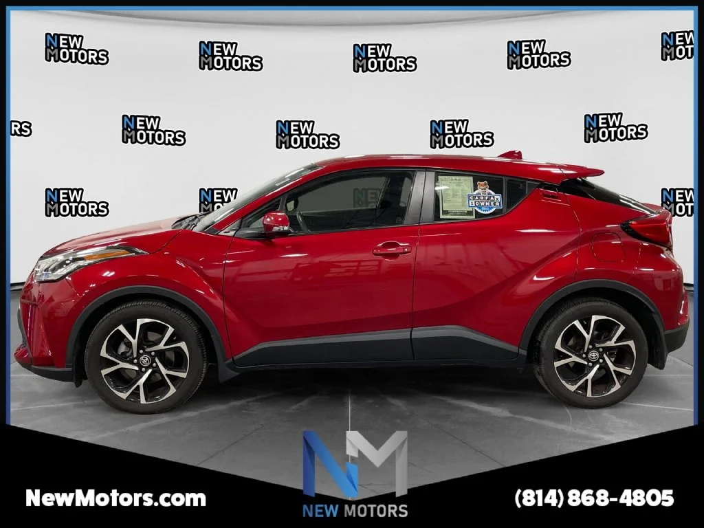 Used 2021 Red Toyota XLE image 2