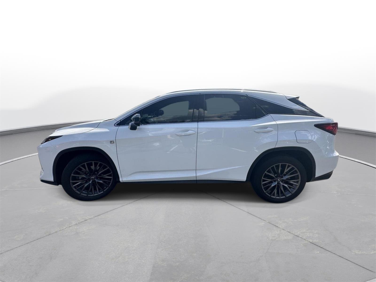 Used 2022 Ultra White Lexus RX 350 F SPORT Handling image 9