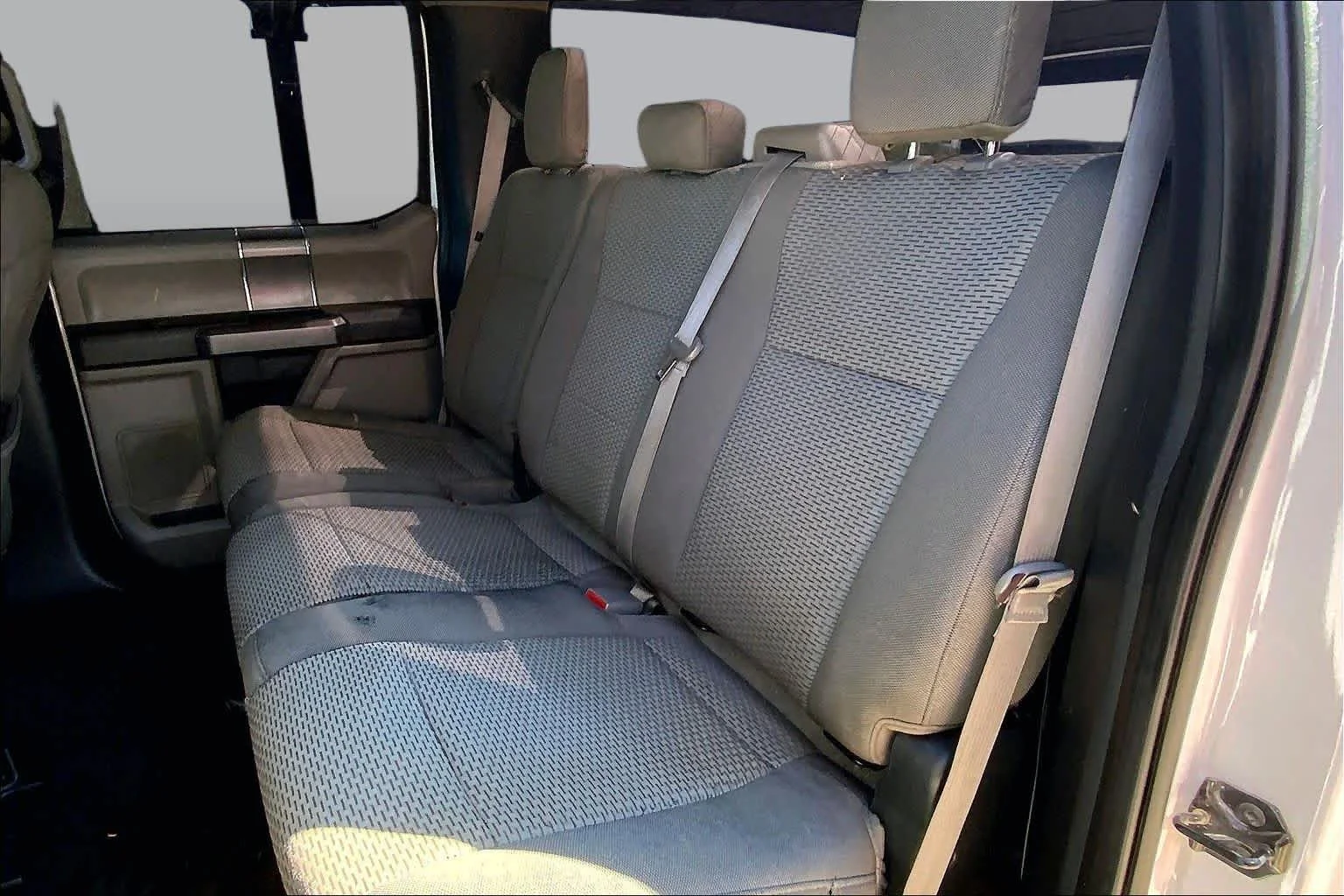 Used 2020 Oxford White Ford XLT image 19