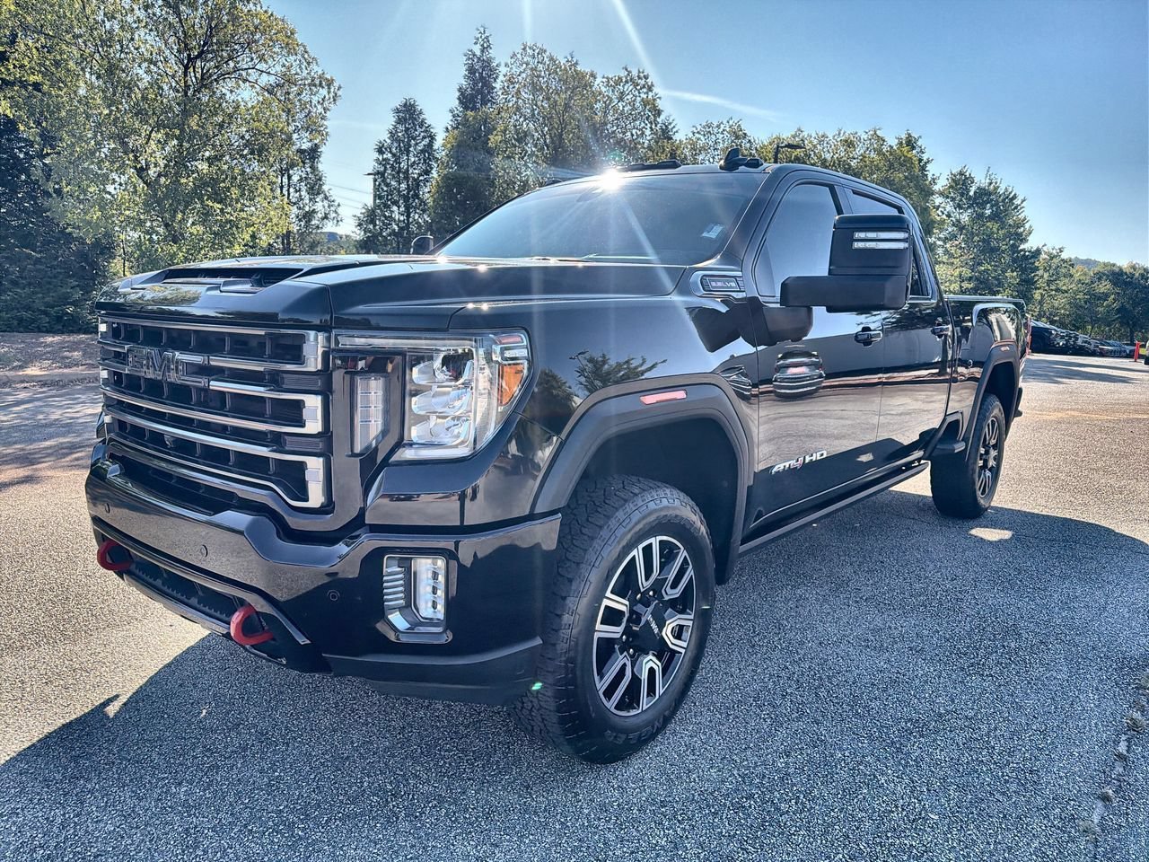 Used 2022 ONYX BLACK GMC AT4 image 4