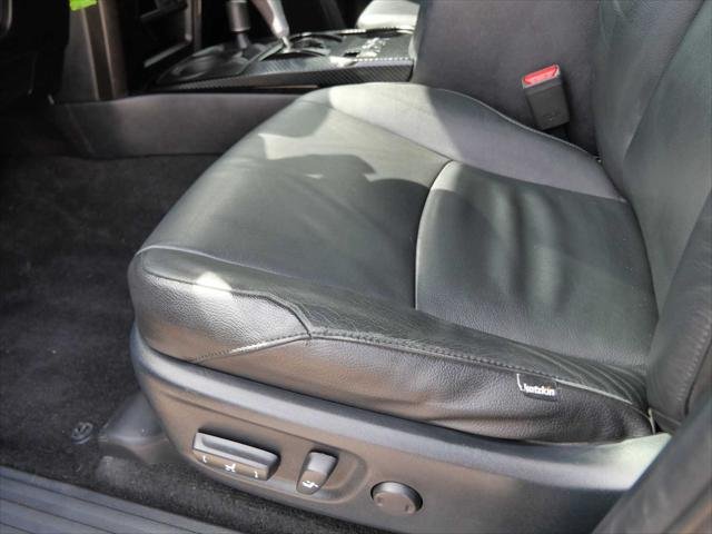 Certified Used 2021 MIDNIGHT BLACK METALLIC Toyota  image 20