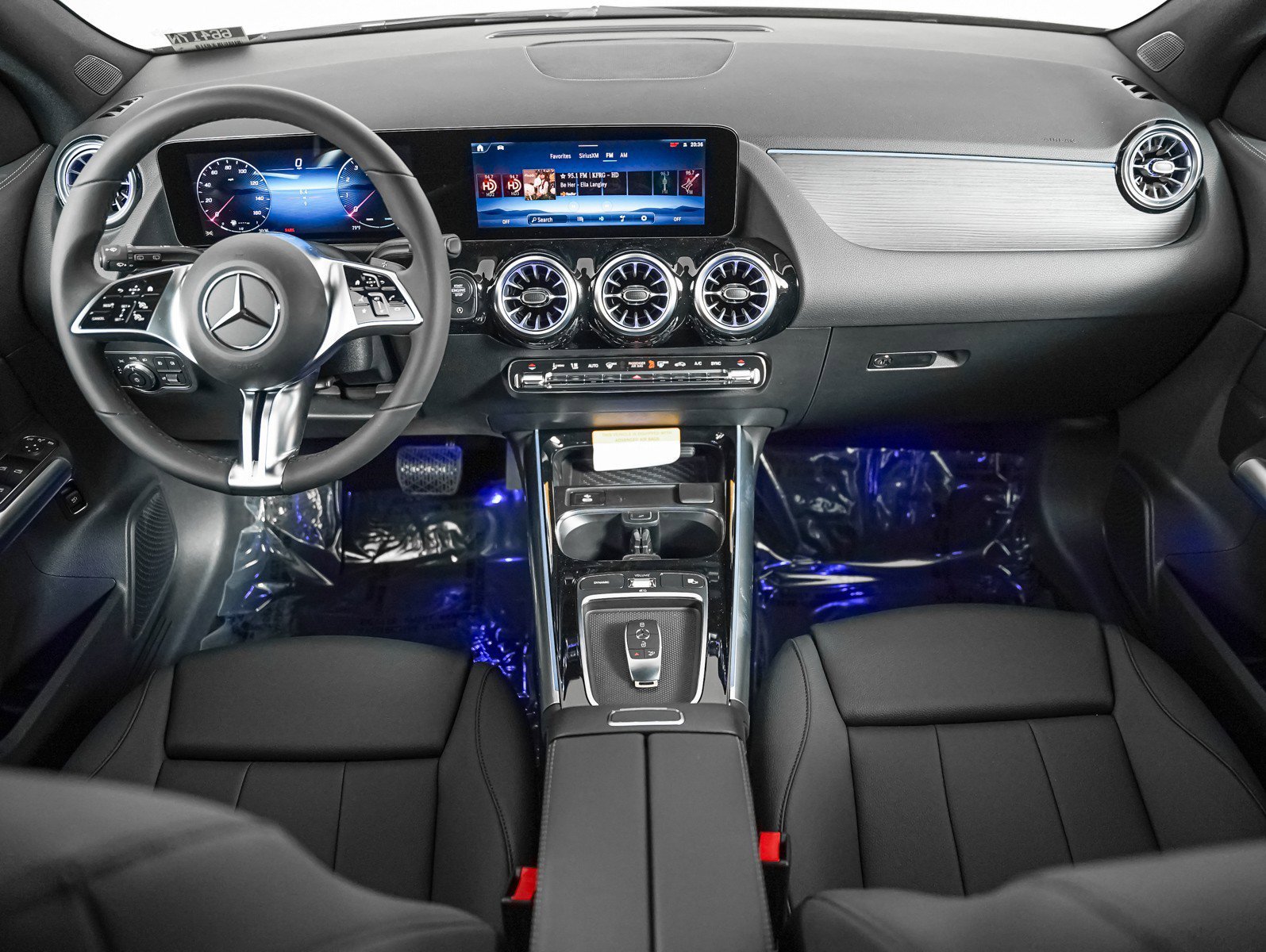 New 2026 Night Black Mercedes-Benz GLA 250 image 11