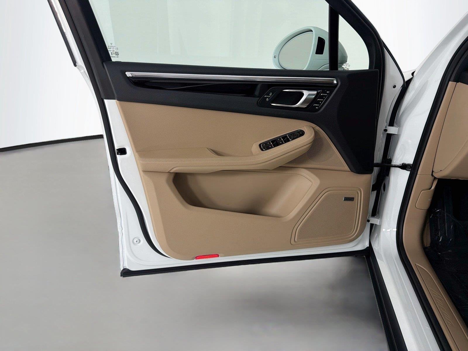 Used 2026 White Porsche T image 7