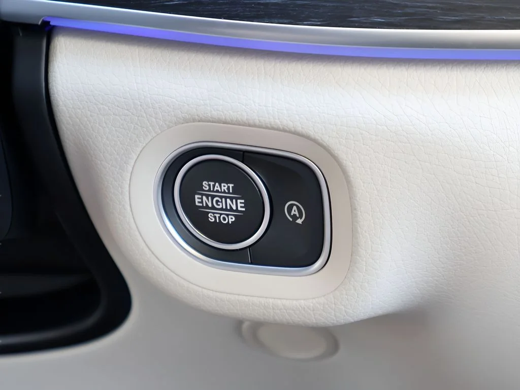 New 2026 Selenite Grey Metallic Mercedes-Benz GLS 450 image 27