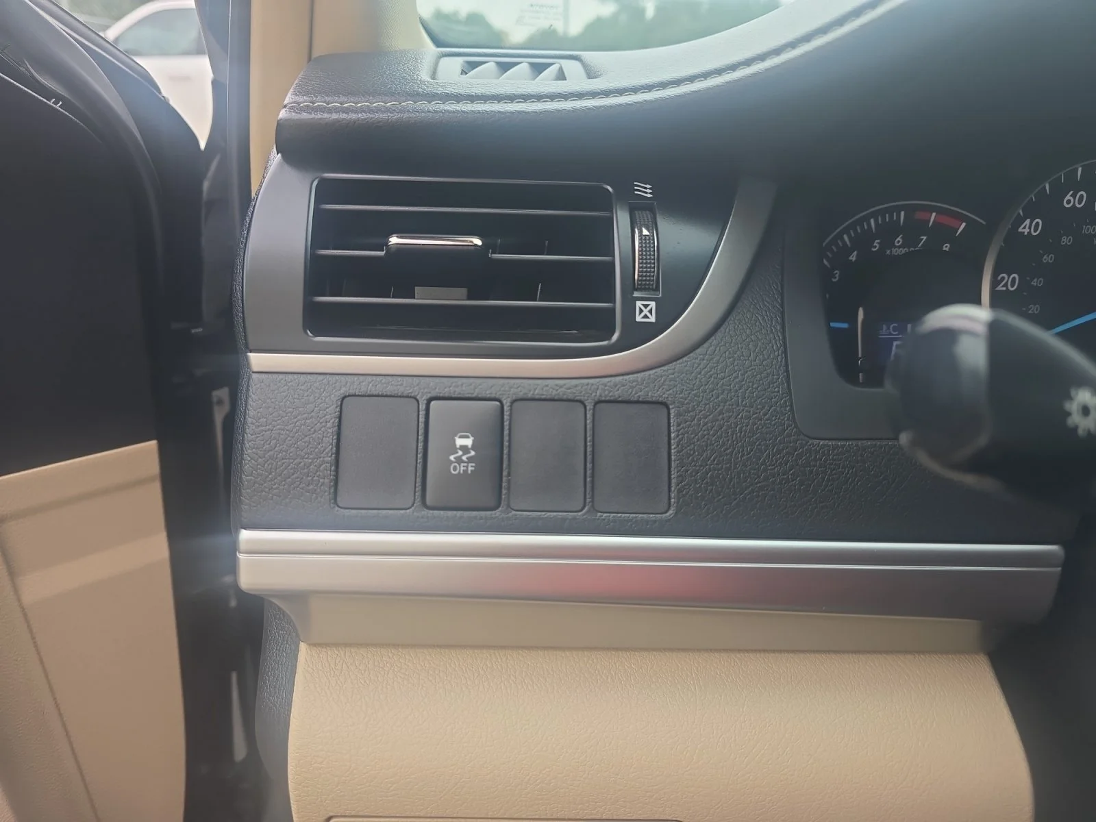 Used 2013 Attitude Black Metallic Toyota LE image 22