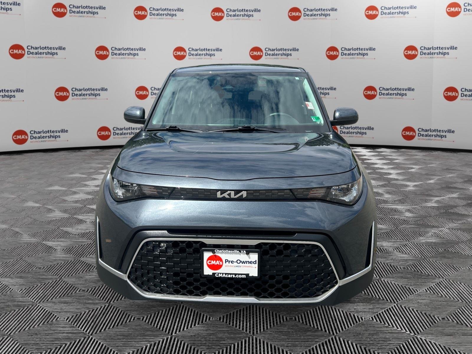 Used 2023 Gravity Gray Kia LX image 8