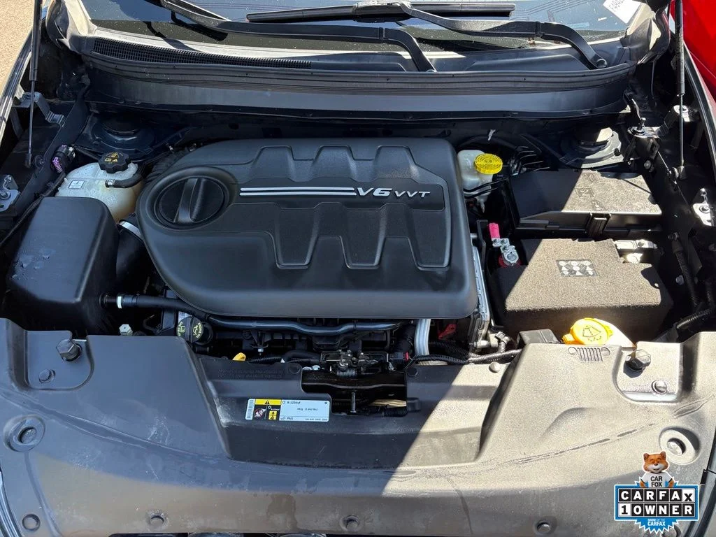 Used 2017 Black Jeep Latitude image 30
