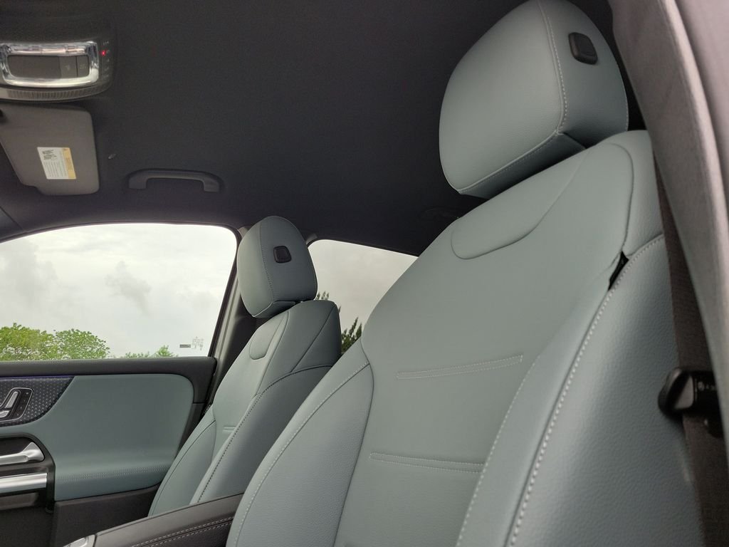 New 2026 Mountain Grey Metallic Mercedes-Benz GLA 250 image 20