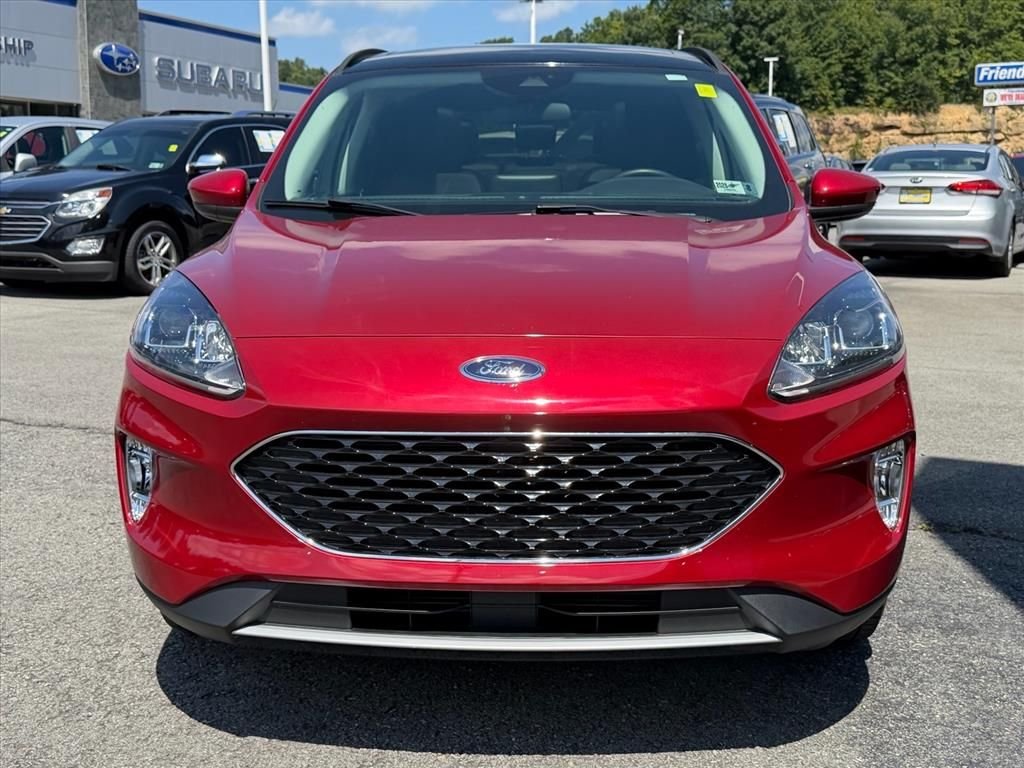 Used 2022 Red Ford SEL image 16
