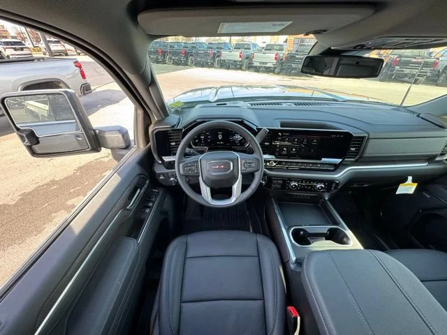 2026 GMC Sierra 2500HD SLT - Photo 18