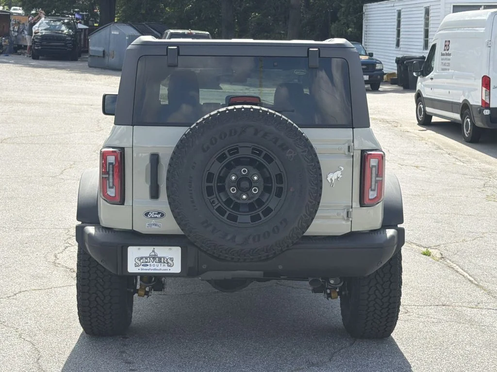 New 2026 Beige Ford Badlands image 6