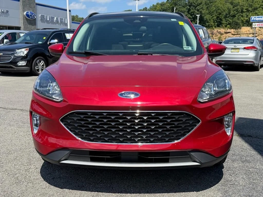 Used 2022 Red Ford SEL image 16