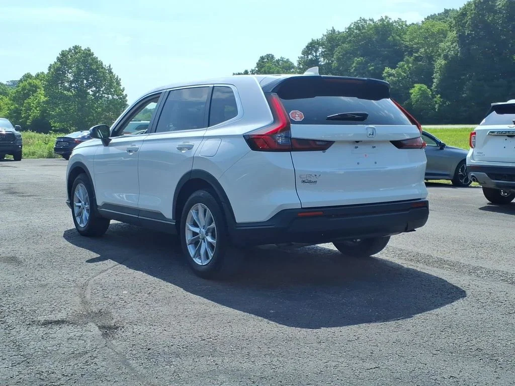 Used 2024 White Honda EX-L image 5