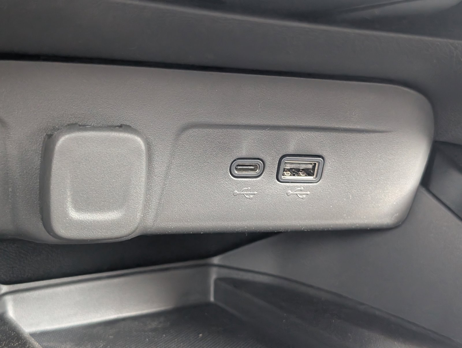 New 2026 Cacti Green Chevrolet ACTIV image 21