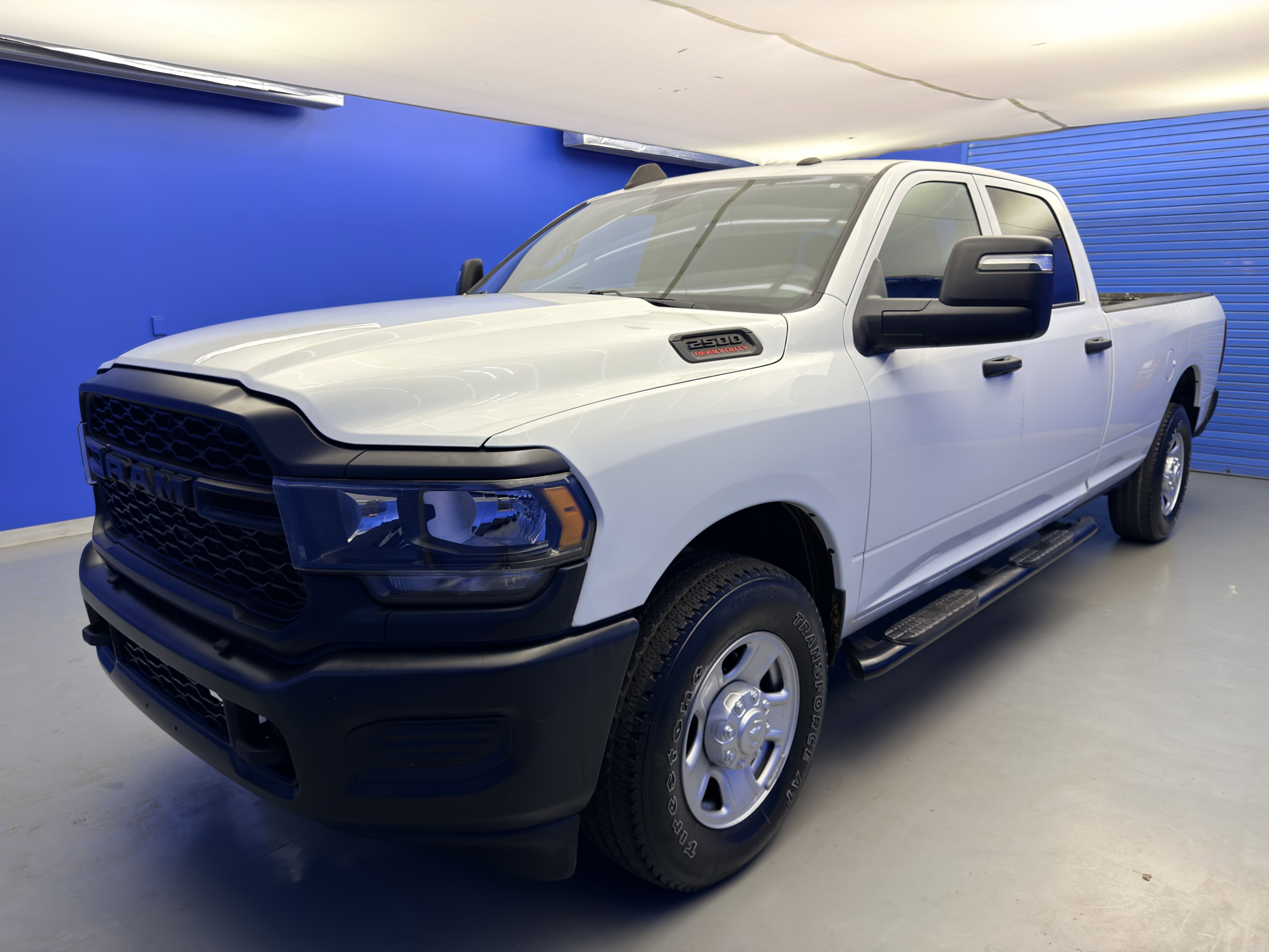 Used 2023  Ram Tradesman image 4