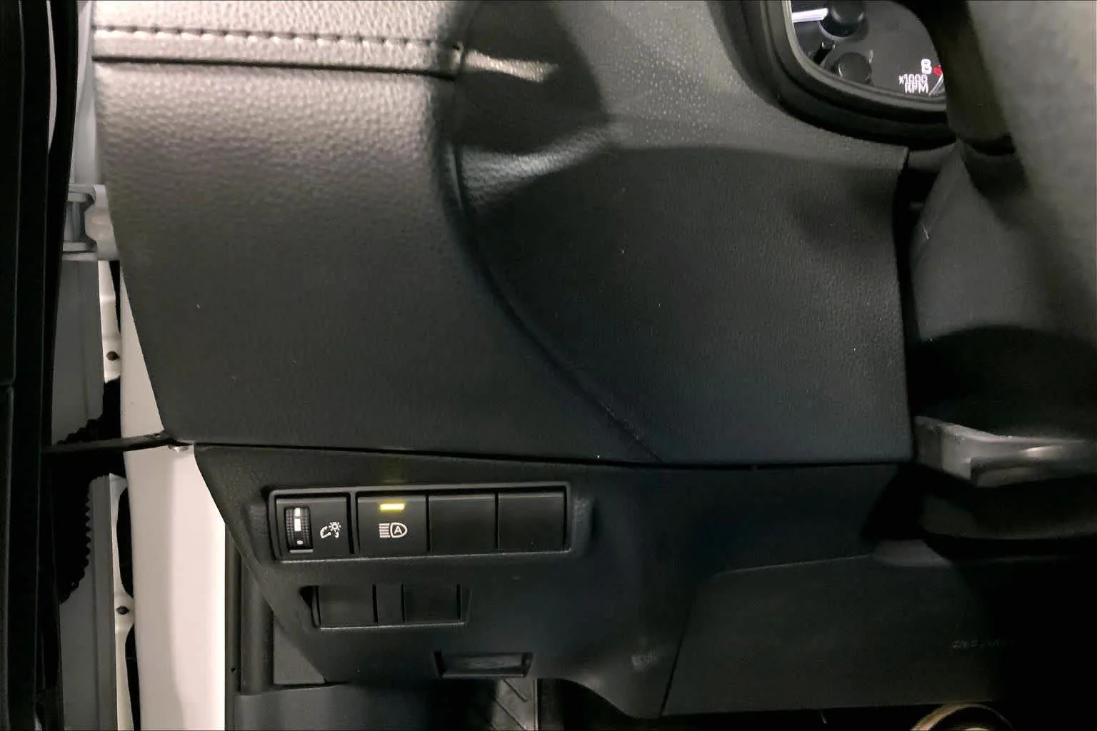 Used 2024 Wind Chill Pearl Toyota LE image 35