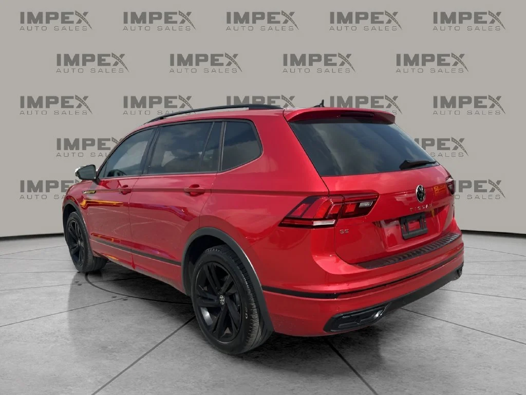 Used 2024 Red Volkswagen 2.0T SE R-Line Black image 3