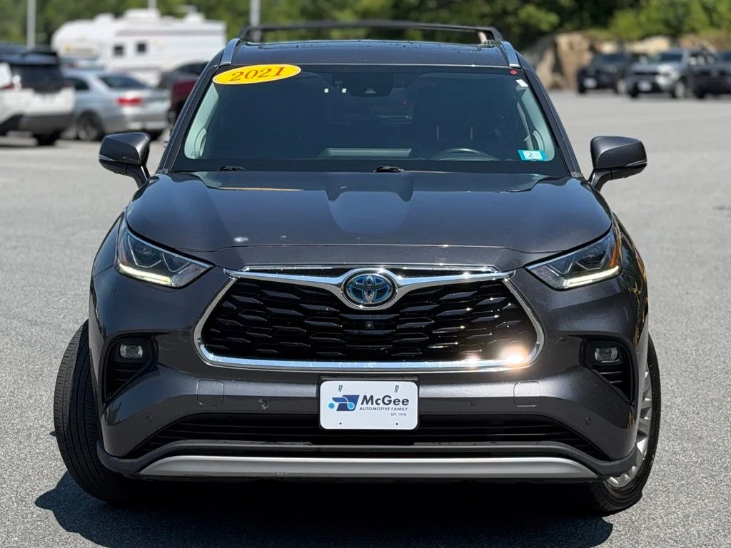 Used 2021 Gray Toyota Platinum image 2