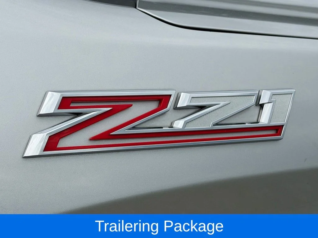 Used 2021 Silver Chevrolet LT image 15