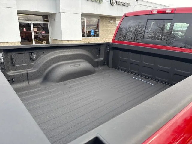 New 2026 Molten Red Pearl-Coat Exterior Paint RAM Tradesman image 10