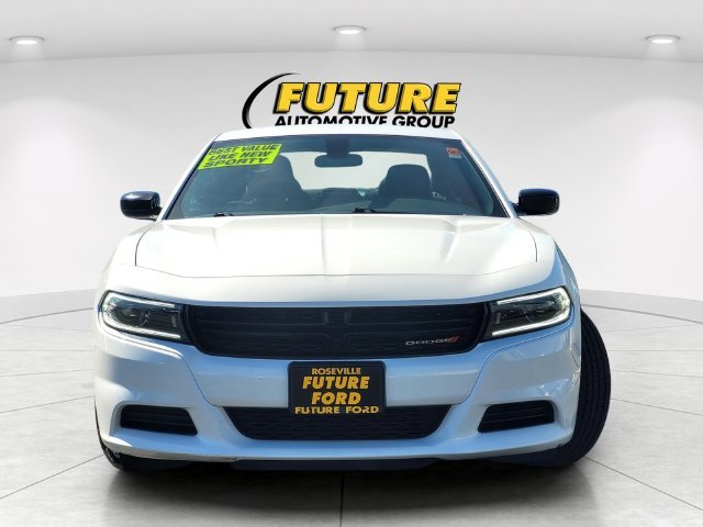 Used 2023 White Dodge SXT image 2