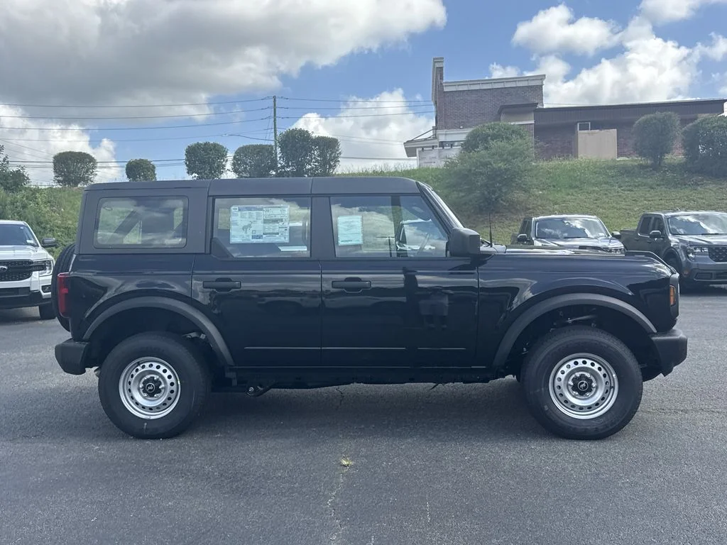 New 2026 Black Ford Base image 8