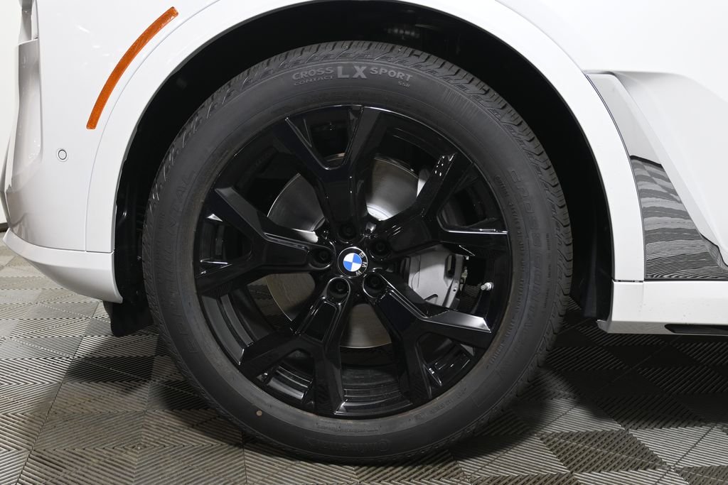 New 2027 White Metallic BMW xDrive40i image 12