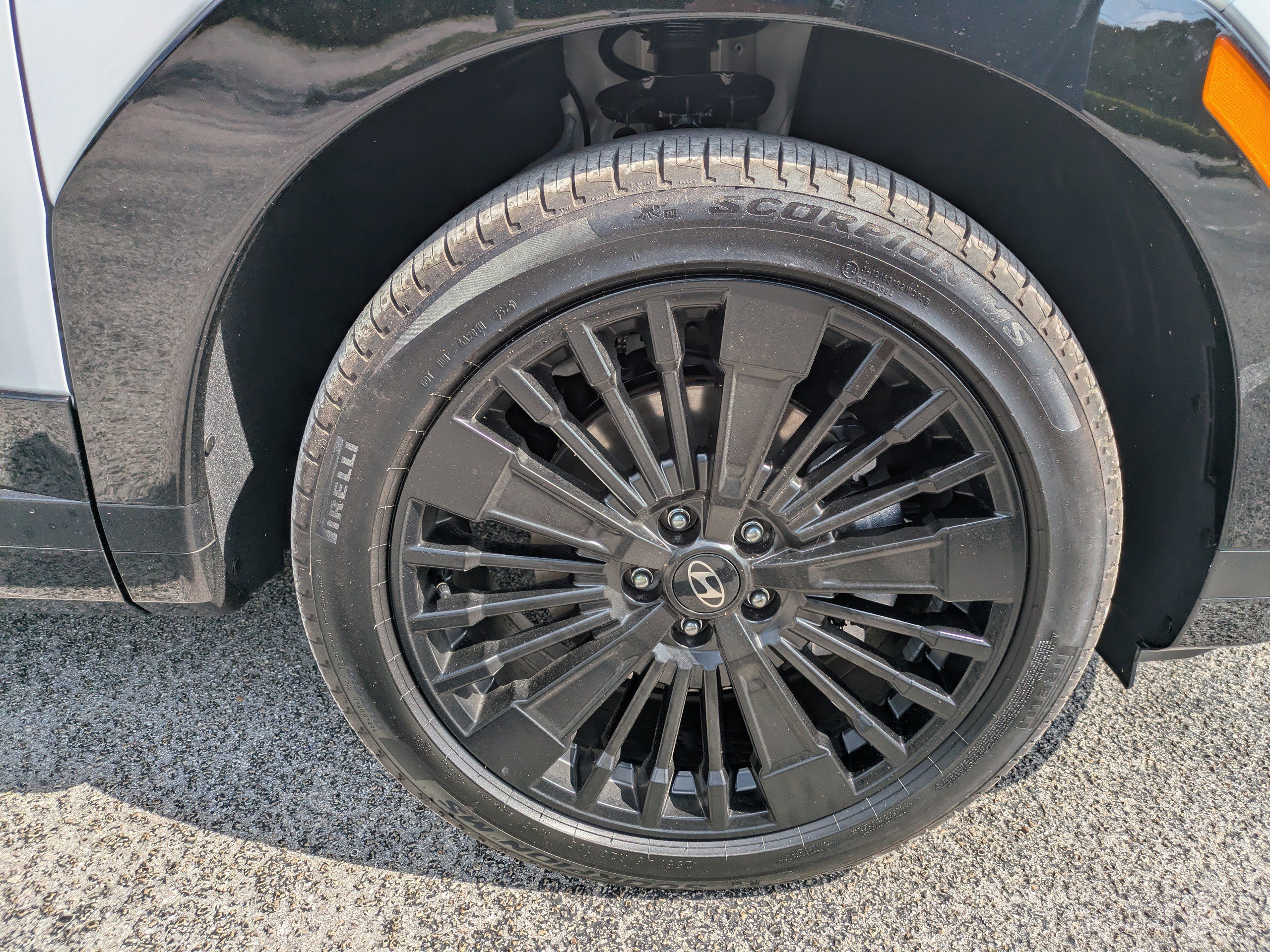 New 2026 Serenity White Hyundai Calligraphy image 9