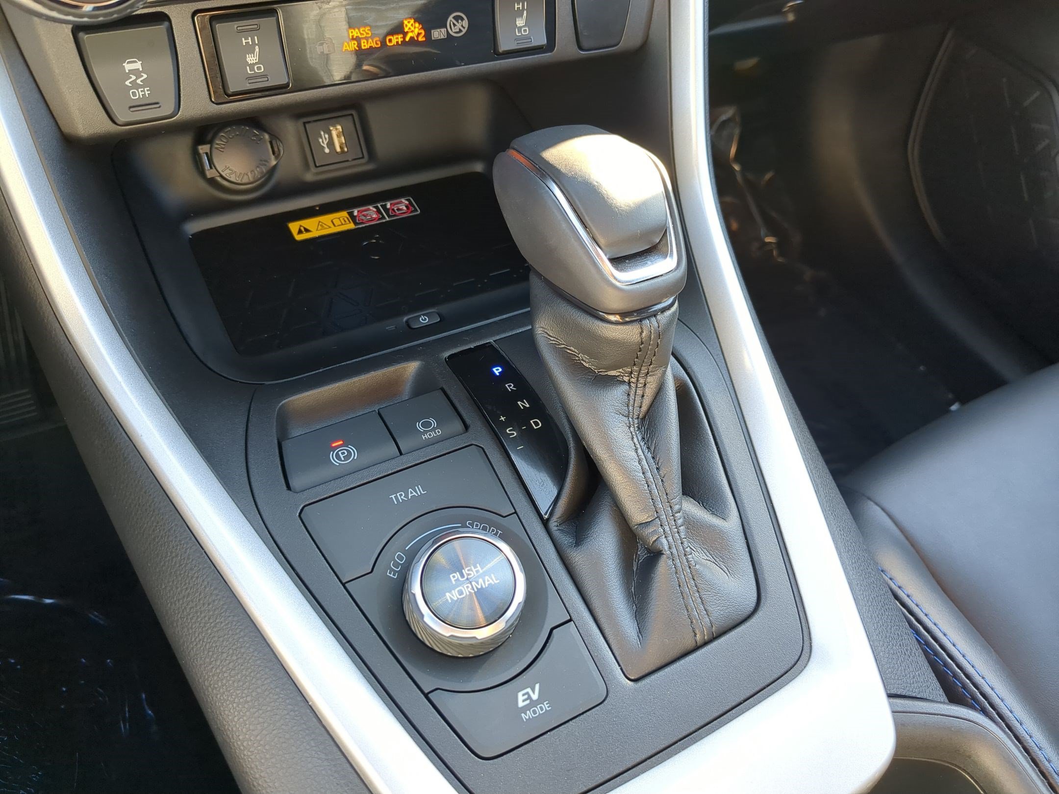 Used 2023 Midnight Black Metallic Toyota Hybrid XSE image 26