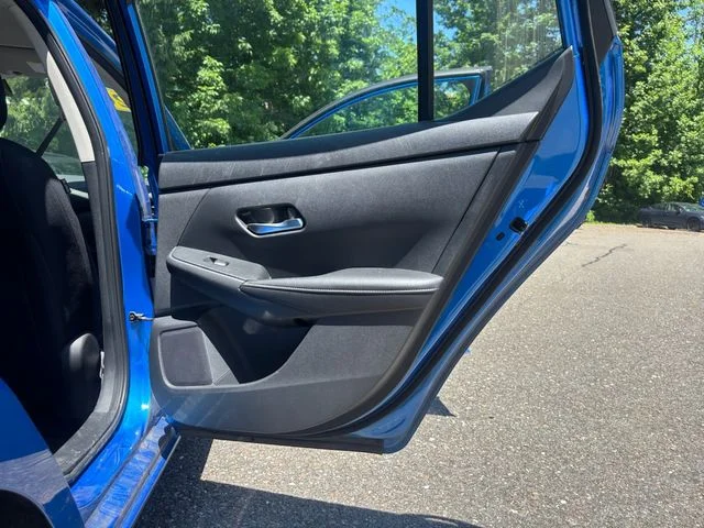 Used 2021 Blue Nissan SV image 27