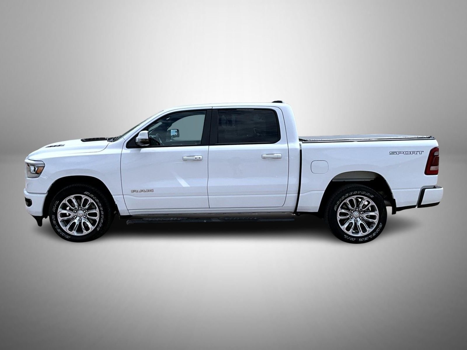 Used 2023 White Ram Laramie image 8
