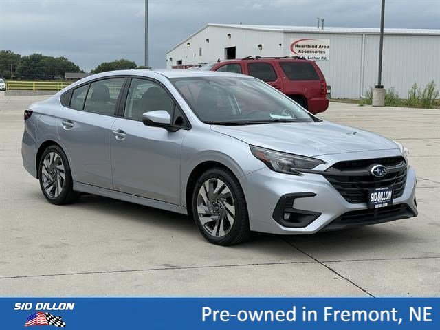 Used 2024 Ice Silver Metallic Subaru Limited image 2