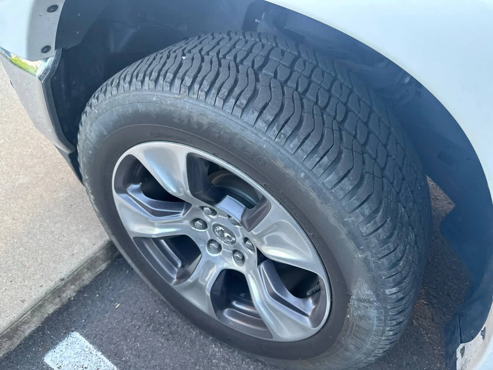 Used 2019 Ivory White Tri-Coat Pearlcoat Ram Laramie image 6