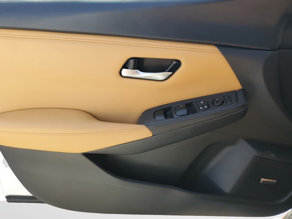 Used 2025 White Nissan SV image 18