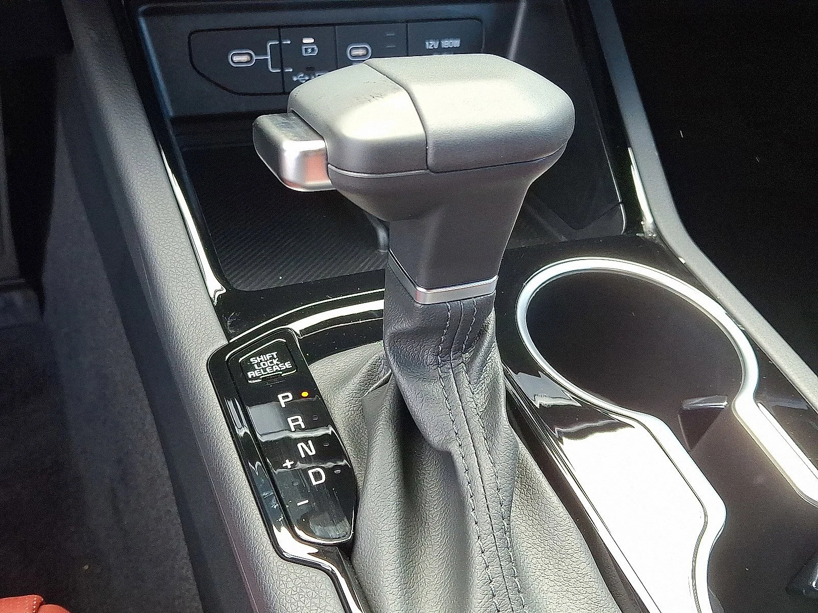 New 2026 Snow White Pearl Kia GT-Line FWD image 10